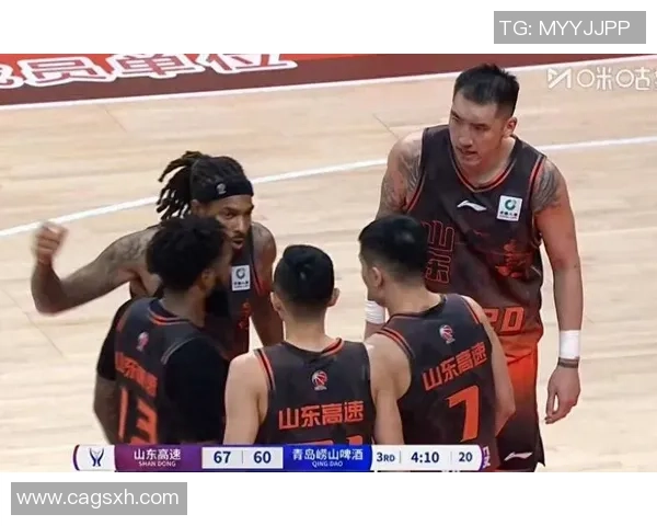 青岛与山东激战CBA录像回顾精彩瞬间与战术分析